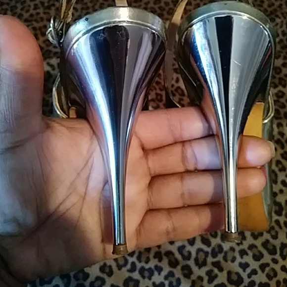 Giuseppe Zanotti - Picture 2 of 4